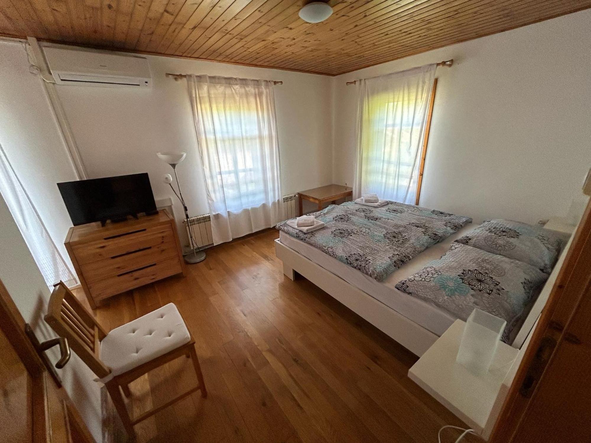 Stres-Less Sunny Apartments Kobarid Bagian luar foto