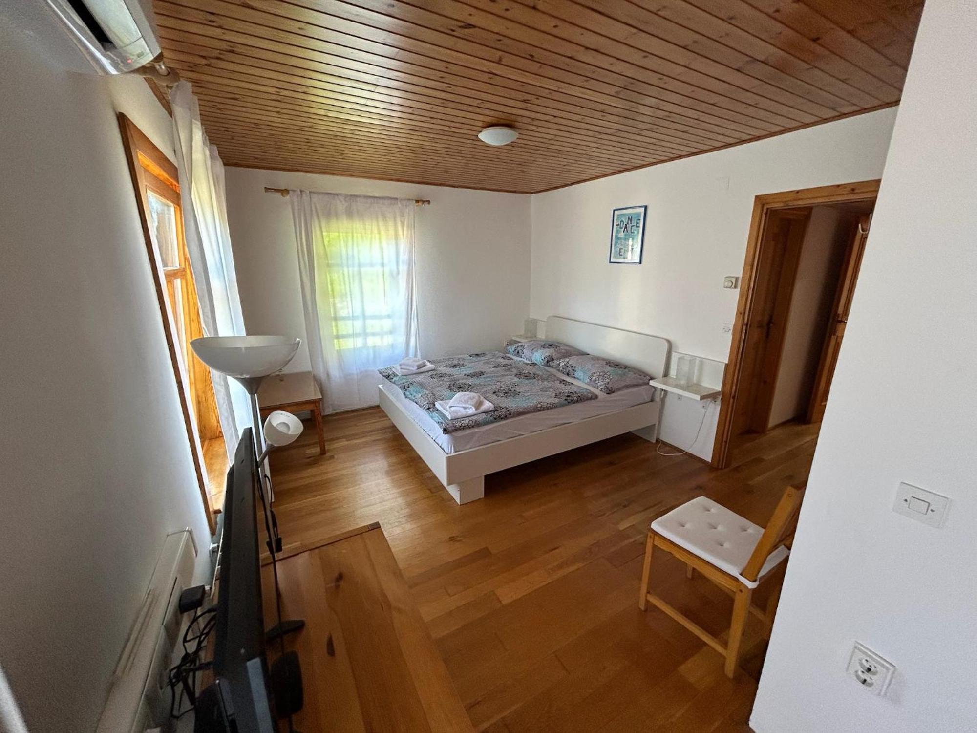 Stres-Less Sunny Apartments Kobarid Bagian luar foto