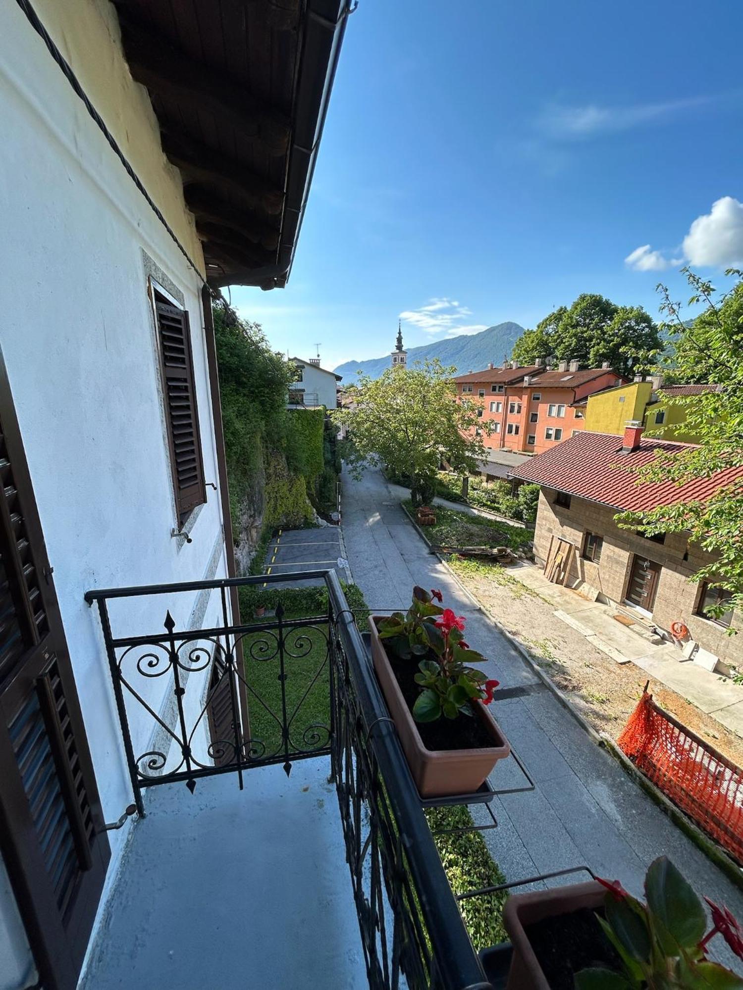 Stres-Less Sunny Apartments Kobarid Bagian luar foto