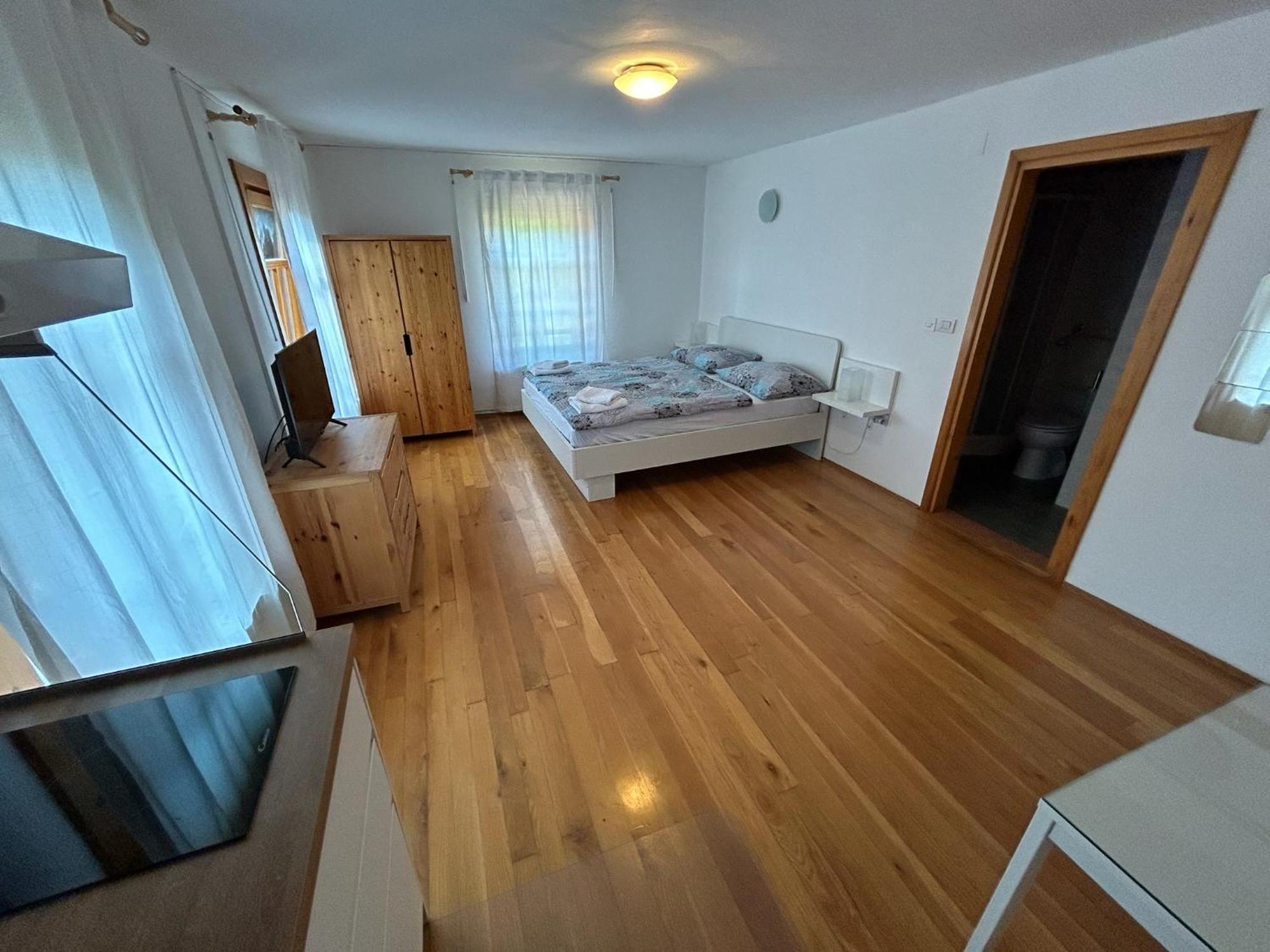 Stres-Less Sunny Apartments Kobarid Bagian luar foto