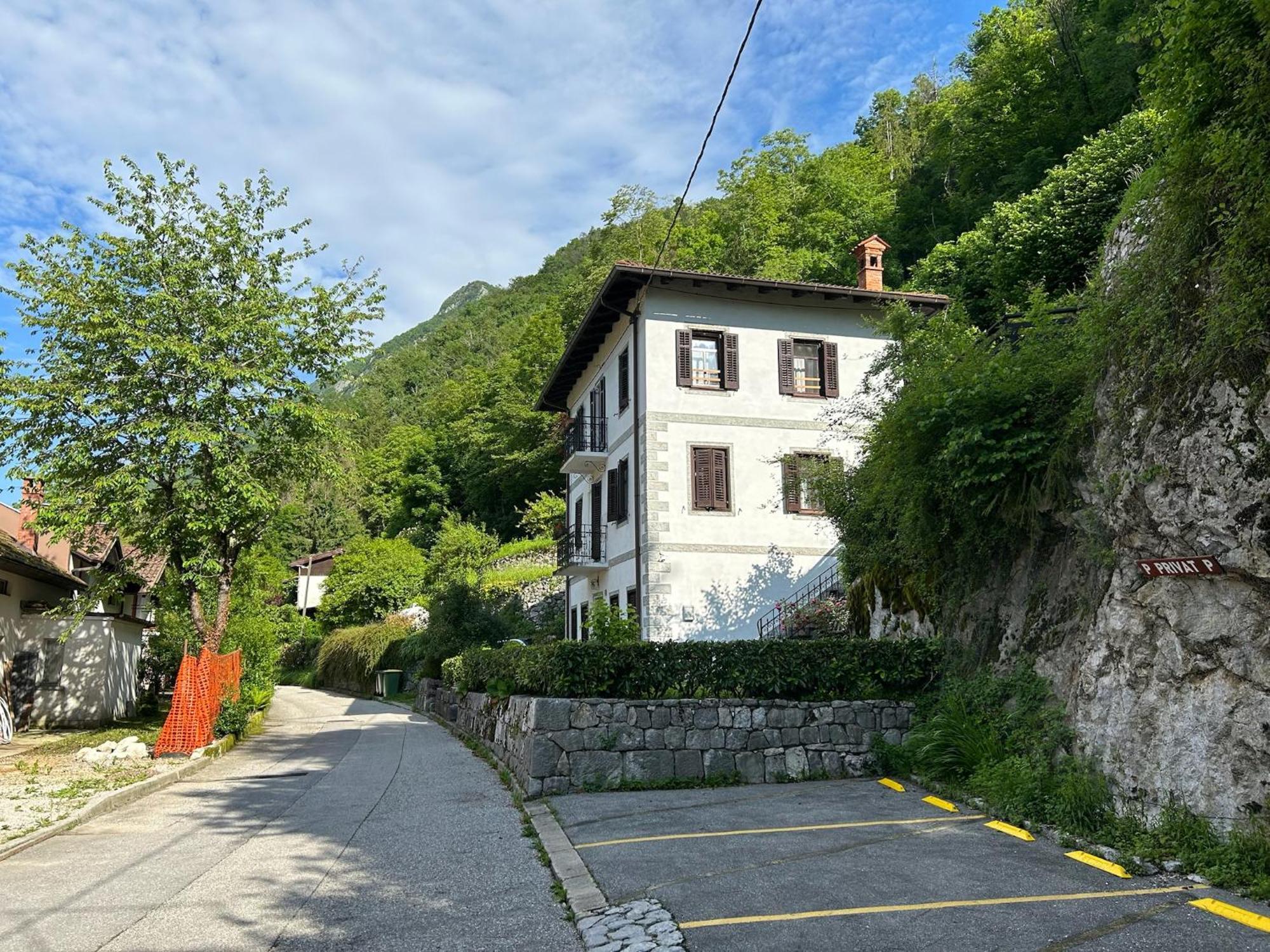 Stres-Less Sunny Apartments Kobarid Bagian luar foto